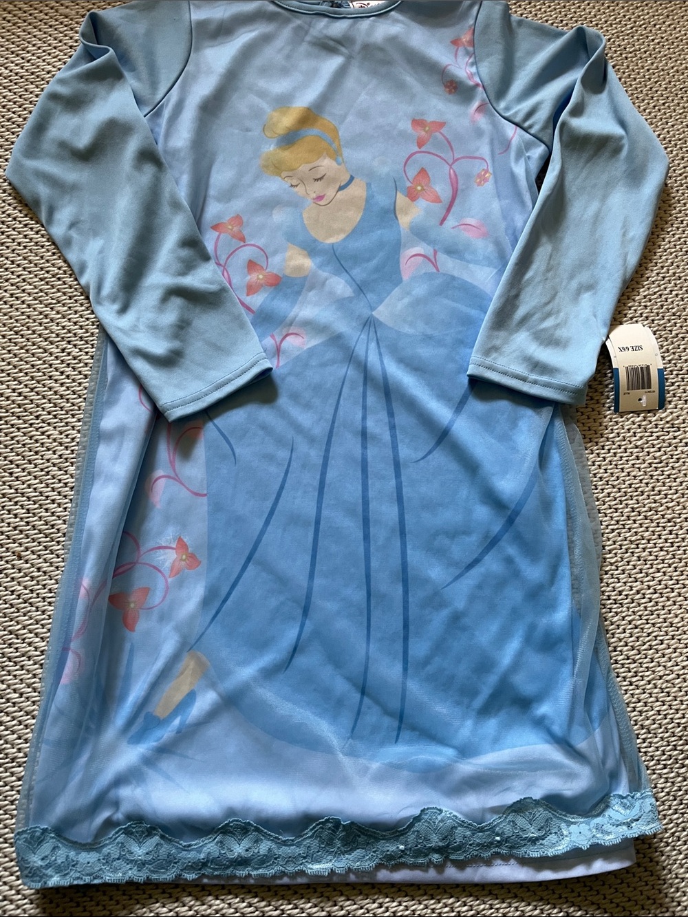 Gown Disney Princess Cinderella girls new size 6/6X polyester machine washable